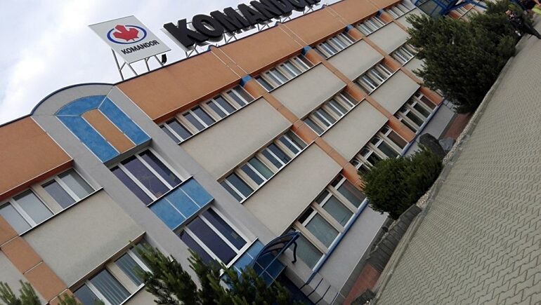 Komandor swietuje 25 lecie 1