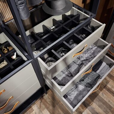 Funkcjonalne szuflady w meblach