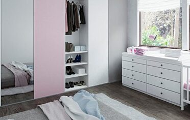 rozowa szafa do sypialni rodzicow