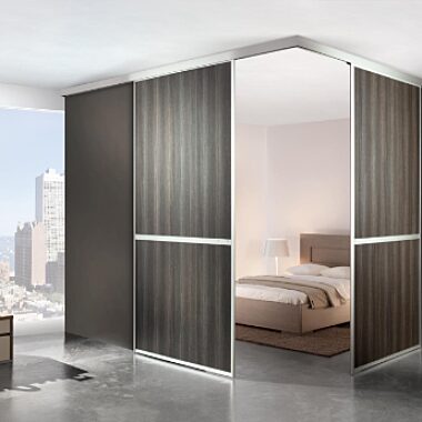 Szafa drzwi narozne podwieszane Komandor