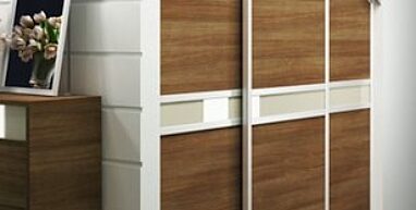 Przestrzen pod schodami miniaturka