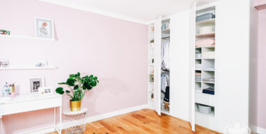 Realizacja biala szafa uchylna magda