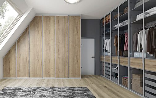 GARDEROBA JASNA DYWAN DECOR FRONTY DAB JASNA POPRAWIONA PERSPEKTYWA 2x