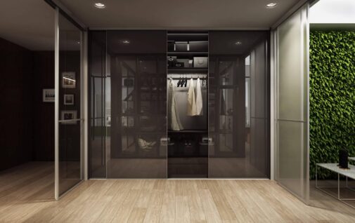 Nowoczesny przedpokoj z szafa przesuwna z brazowym szklem