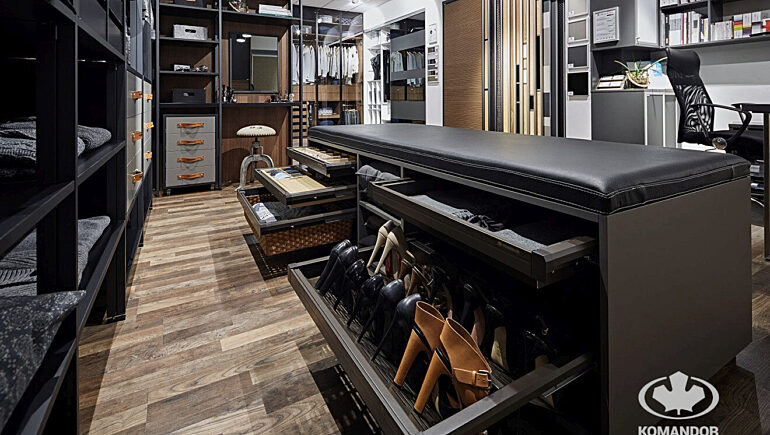 Garderoba Orto z toaletka 4