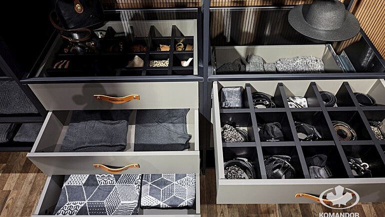 Garderoba Orto z toaletka 5