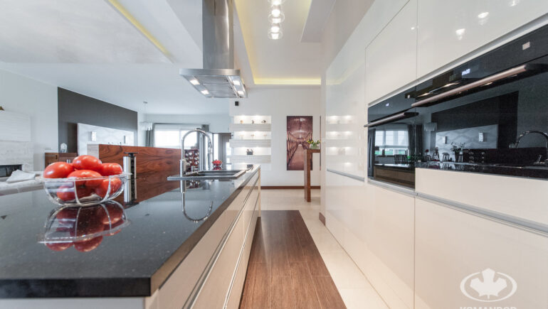 Realizacja kuchnia barek 15