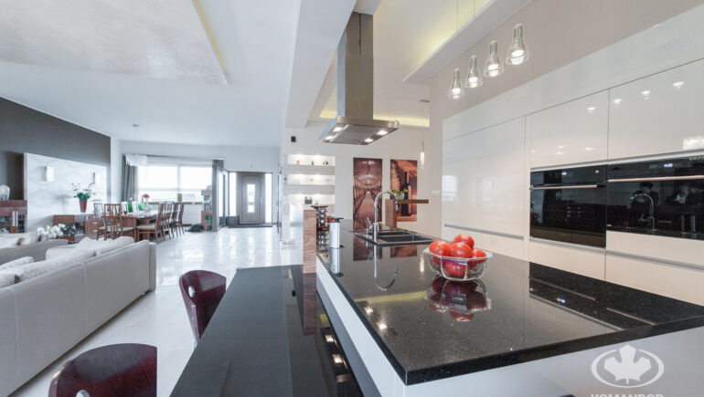 Realizacja kuchnia barek 23