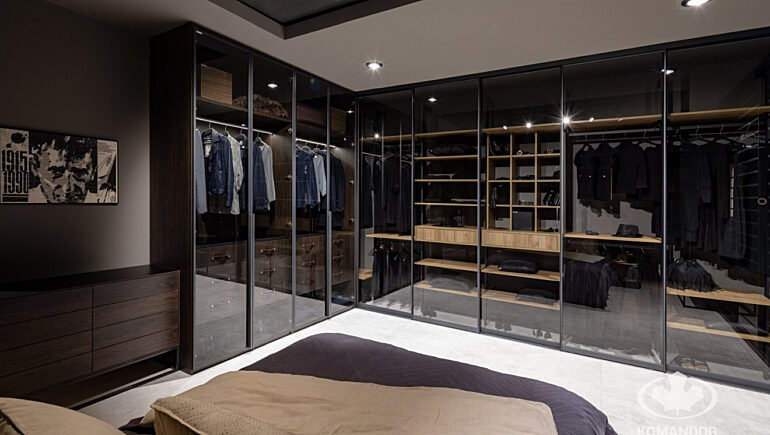 Sypialnia z lozkiem showroom002