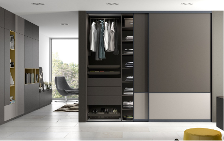 Aranzacja przedpokoj szafir grafitowy otwarta